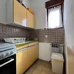 Apartman 77 With Pool And