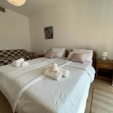 Daire 77 With Pool And