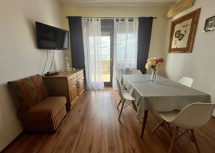 Apartamento 77 With Pool And *