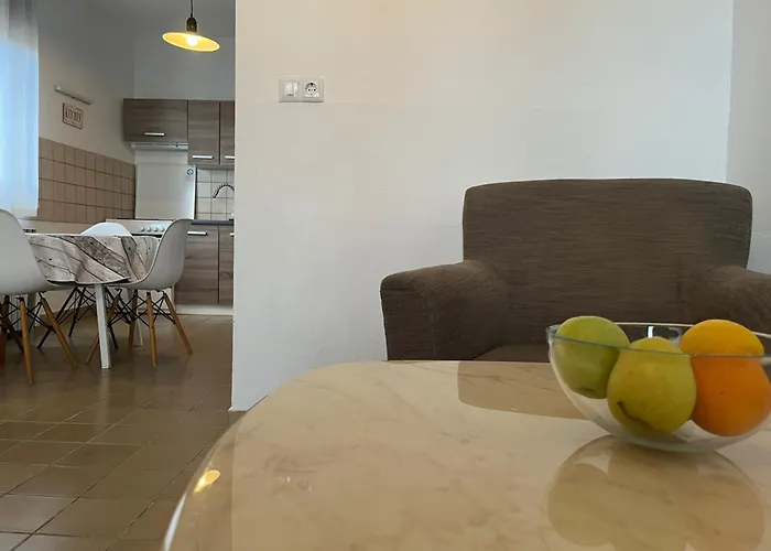 77 With Pool And Appartement Starigrad Paklenica