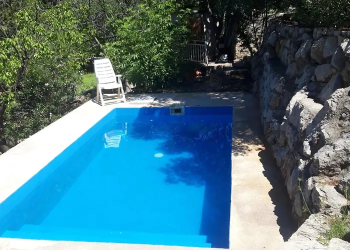 Appartement 77 With Pool And *